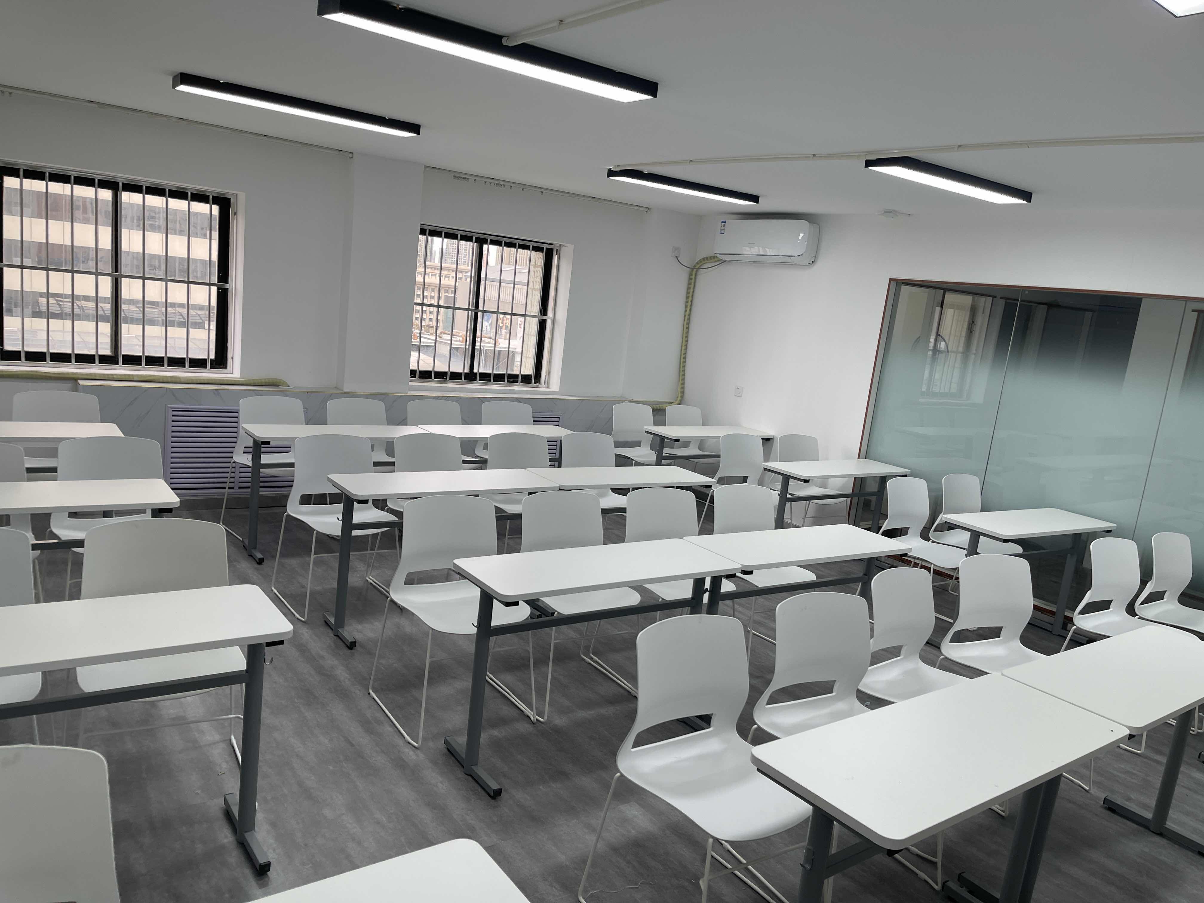 河北燕郊高三全托封闭班选择哪家？锐满分实力护航2026河北高考(2)