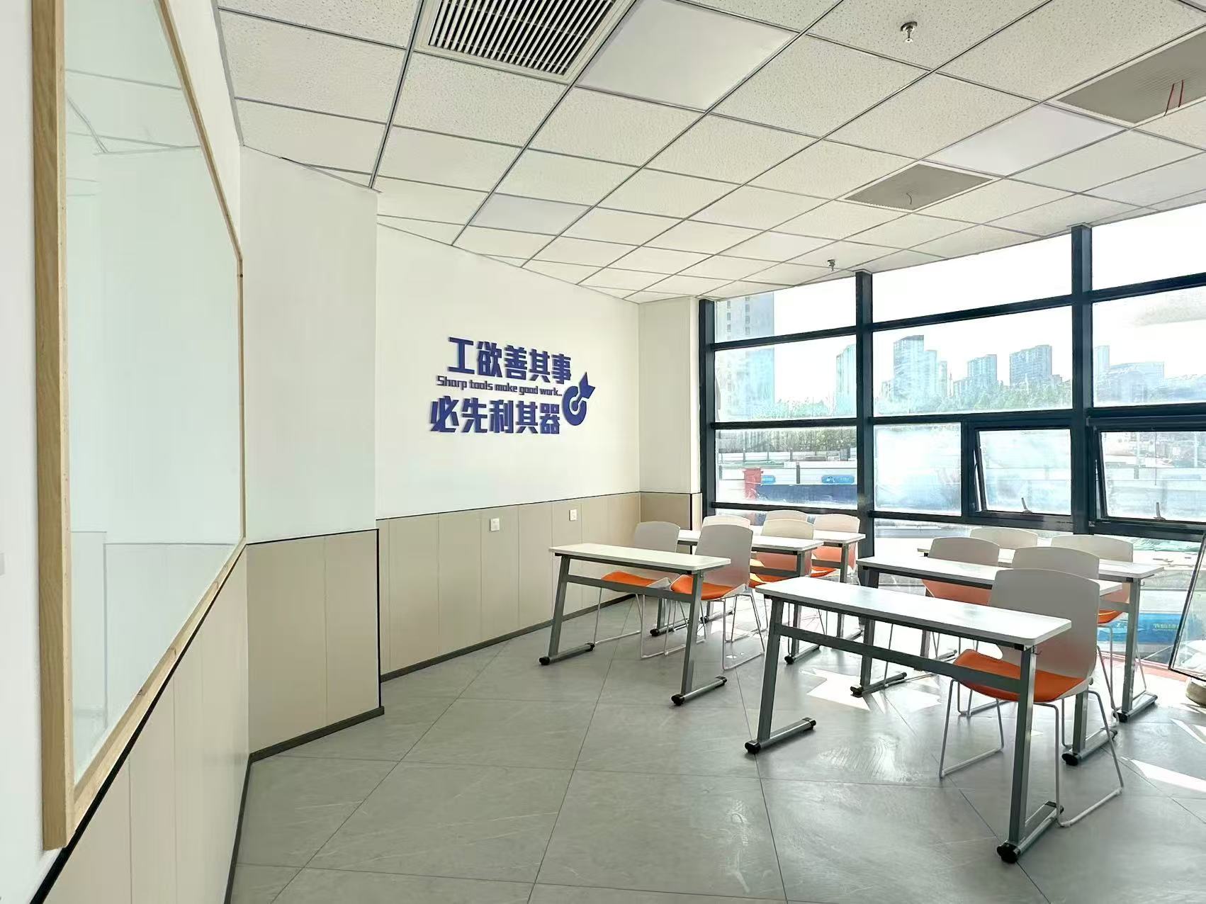 青岛锐满分教育：李沧区高三全托辅导班哪个好？全托适合什么样的孩子？