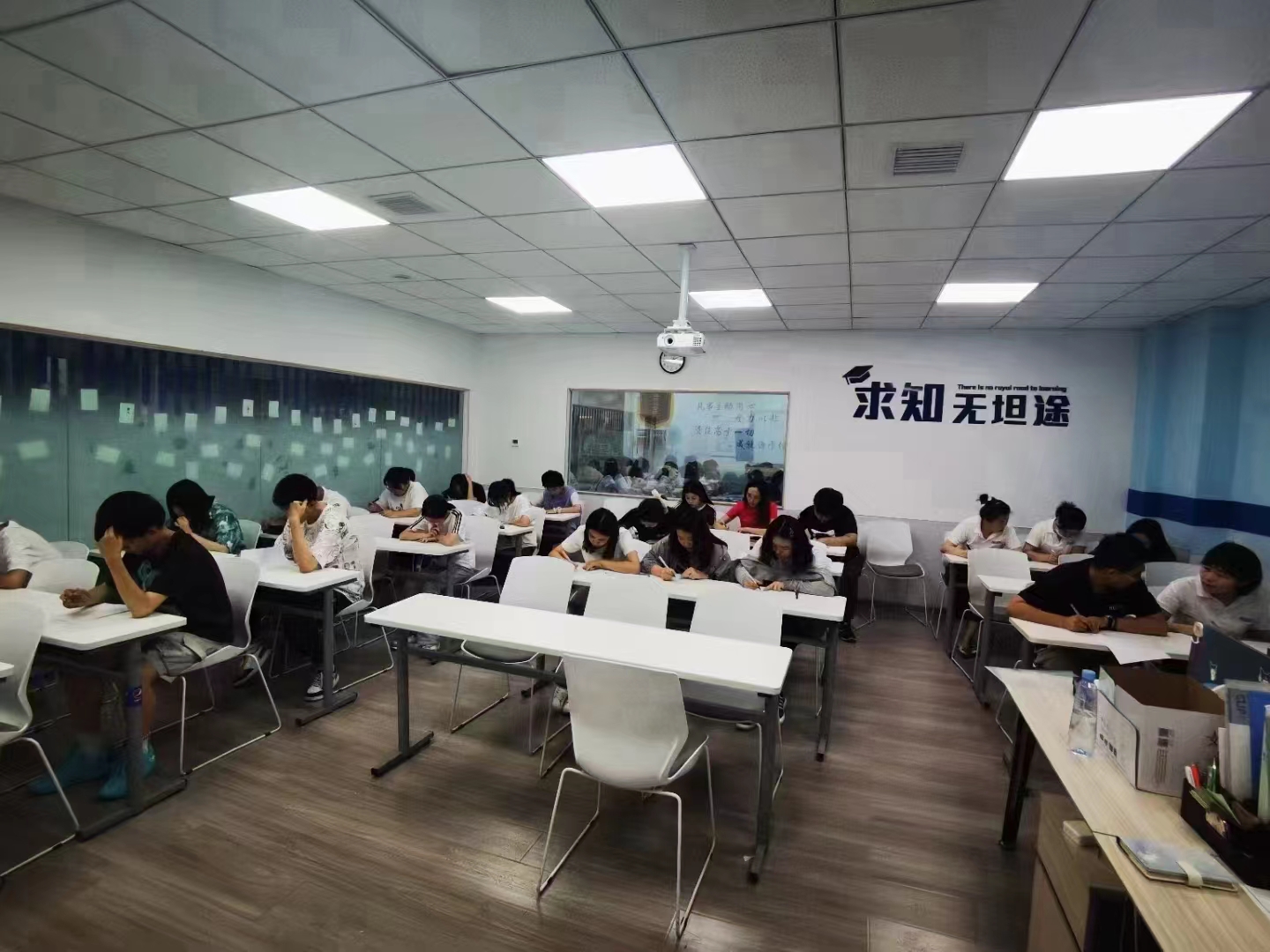 青岛黄岛高中秋季课后辅导推荐 __基础差,跟不上学校进度校区同步教材补课机构哪家好?(3) 青岛黄岛高中秋季课后辅导推荐 __基础差,跟不上学校进度校区同步教材补课机构哪家好?(3)