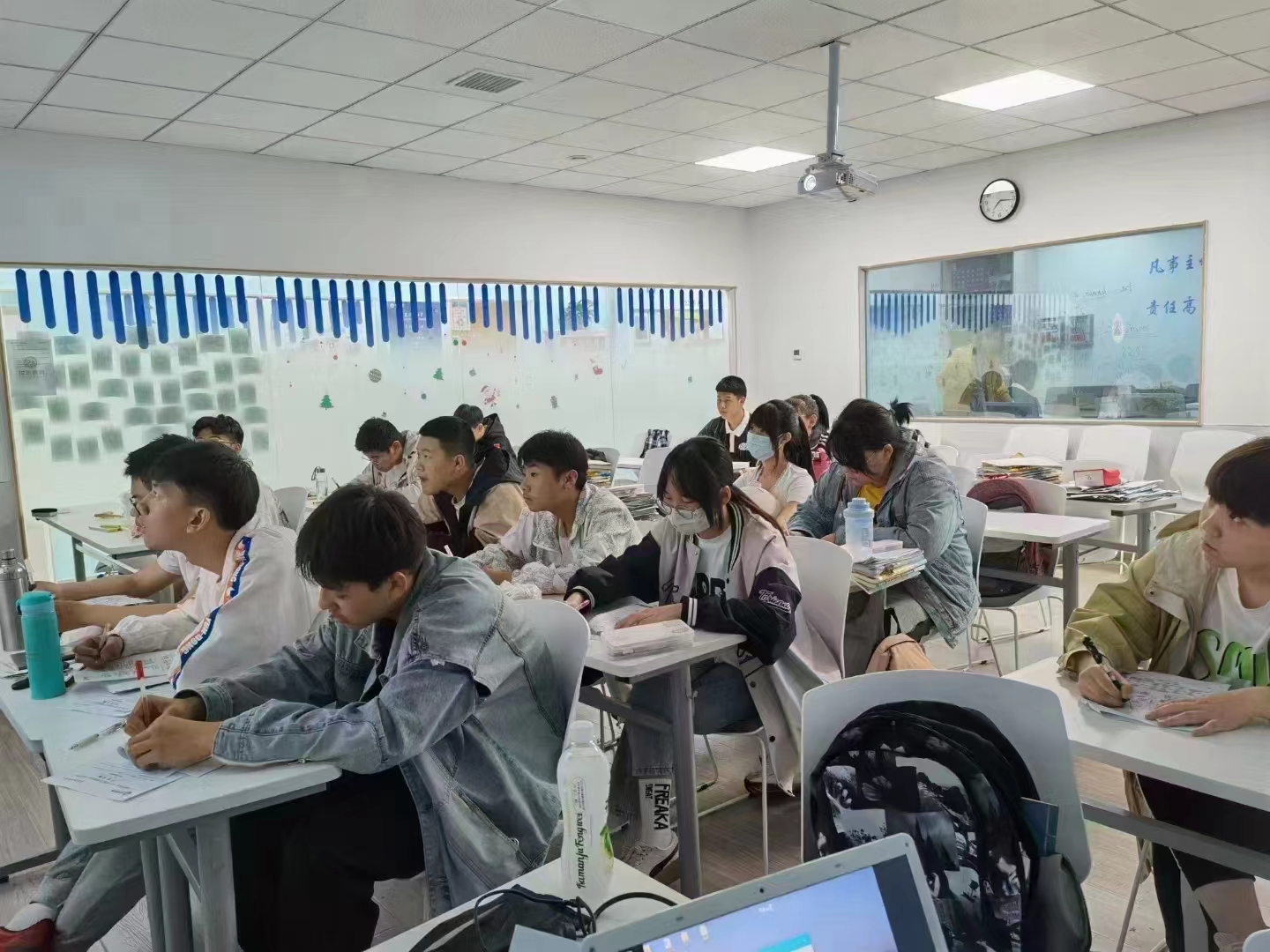 济南市高三全托辅导班,冲刺26年高考/考前冲刺班_高考百日冲刺班(3) 济南市高三全托辅导班,冲刺26年高考/考前冲刺班_高考百日冲刺班(3)