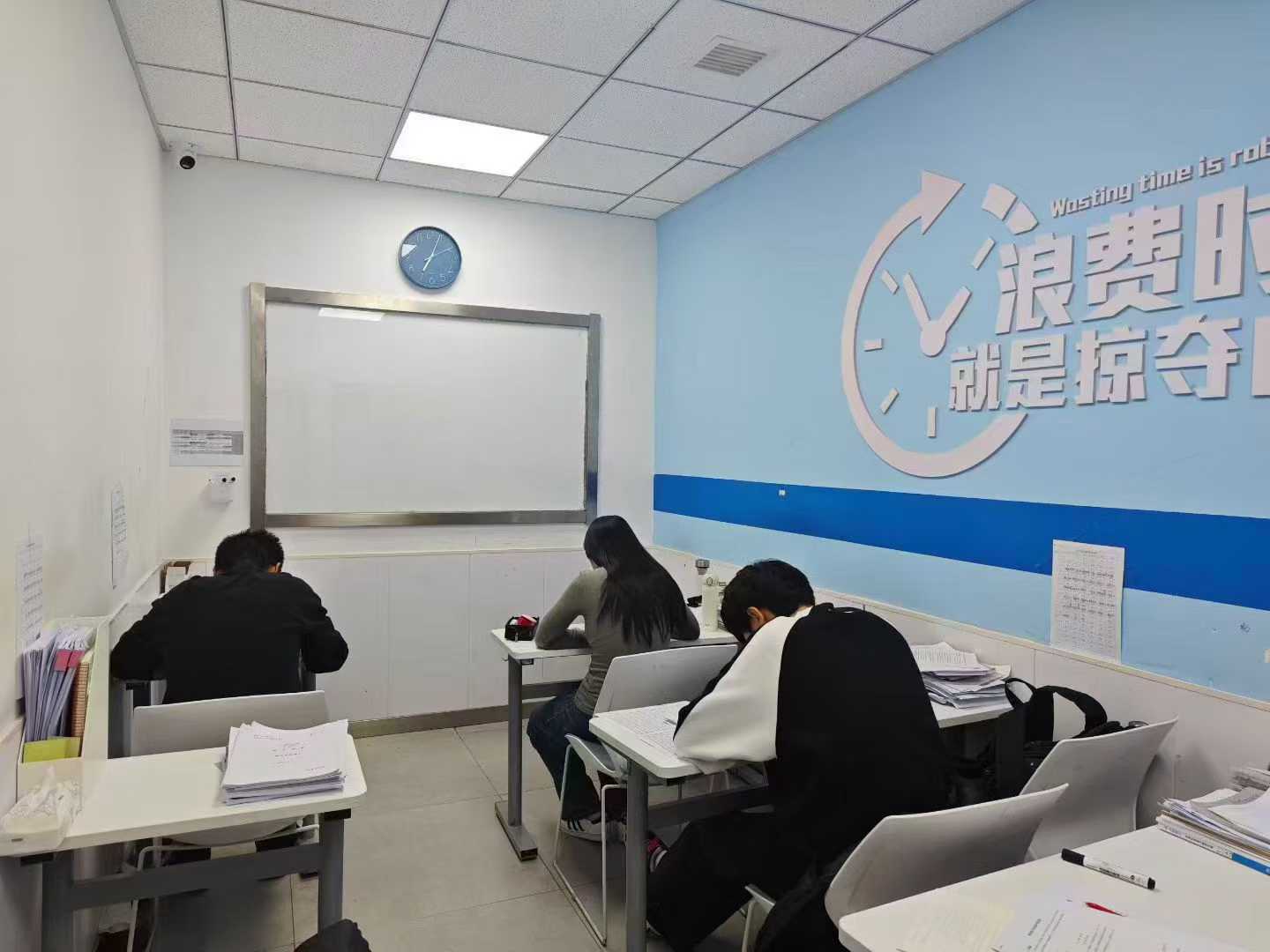 济南市初三中考冲刺班，这家机构家长们闭眼冲！