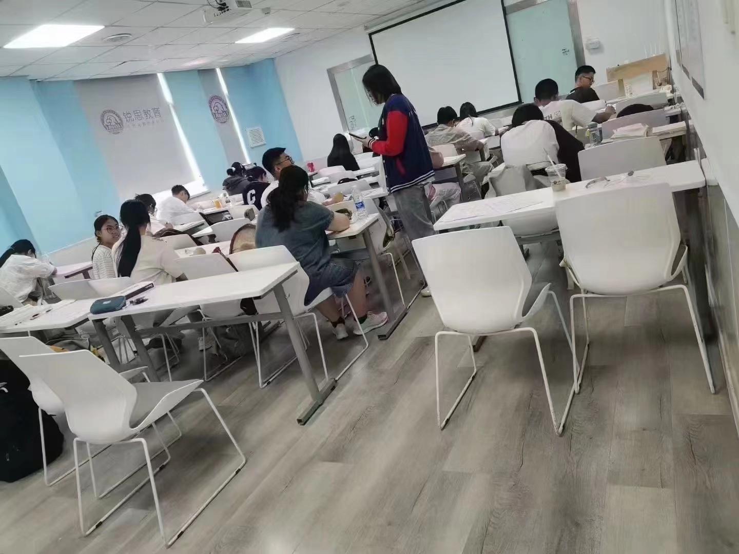 山东青岛高二培训哪家好，青岛高二一对一/小班课/单词速记课程安排(3)