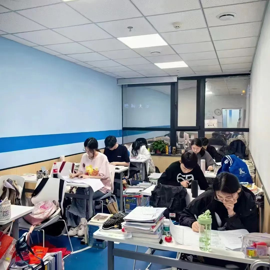 天津2026新初二暑假提分班推荐哪家?语文/数学/英语/物理暑期提分哪家专业?(4) 天津2026新初二暑假提分班推荐哪家?语文/数学/英语/物理暑期提分哪家专业?(4)